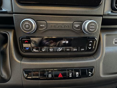Used 2025 RAM ProMaster 2500 w/ Safety Group image 22