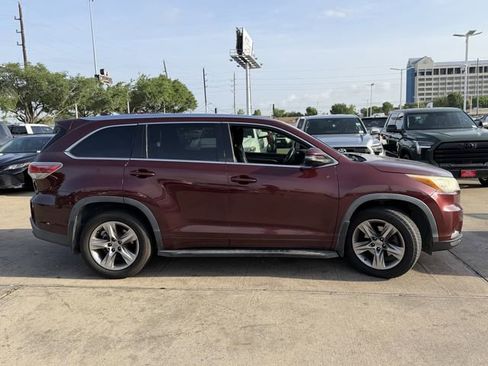 Used 2015 Toyota Highlander Limited image 4