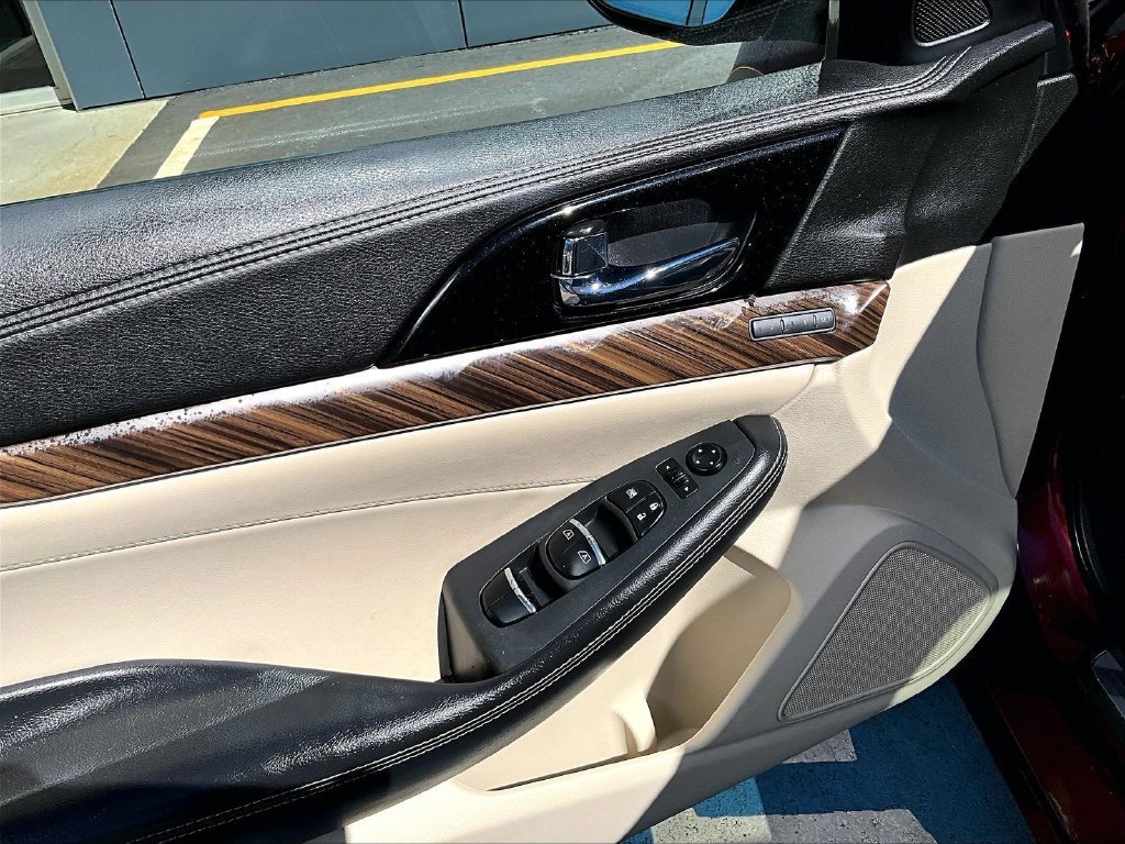 Used 2016 Nissan Maxima Platinum FWD image 9