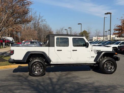 Certified 2022 Jeep Gladiator Sport image 6