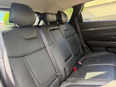 Used 2022 Hyundai Tucson SEL w/ Convenience + Premium Package FWD image 16