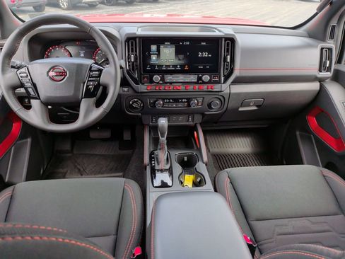Used 2025 Nissan Frontier PRO-4X w/ Pro Convenience Package AWD/4WD image 2