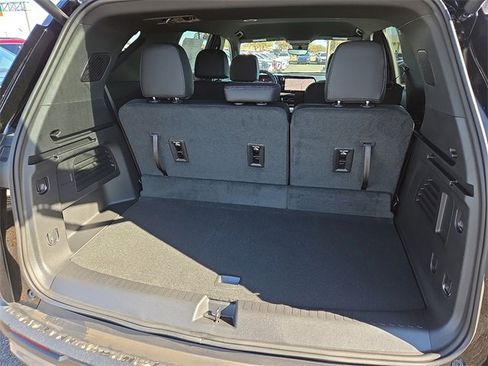 New 2026 Chevrolet Traverse LT w/ Driver Confidence Package image 5