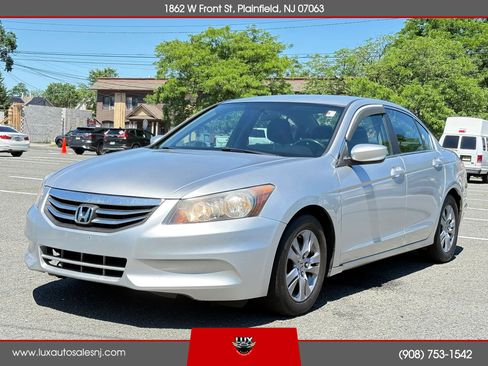 Used 2012 Honda Accord SE image 2