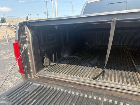 Used 2018 Ford F150 Lariat w/ Equipment Group 502A Luxury AWD/4WD image 5