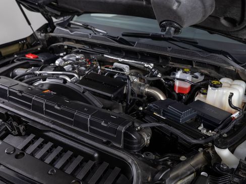 Used 2024 GMC Sierra 3500 AT4 w/ AT4 Premium Plus Package image 45