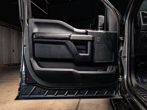 Used 2017 Ford F150 XLT w/ Equipment Group 301A Mid image 24