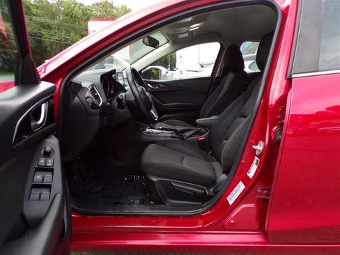 Used 2014 MAZDA MAZDA3 i Touring w/ Technology Package FWD image 13