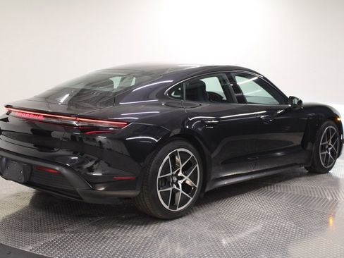 Certified 2025 Porsche Taycan image 12