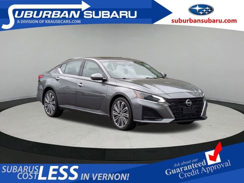 Used 2023 Nissan Altima 2.5 SL image 1