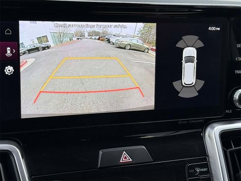 Used 2023 Kia Sorento EX image 7