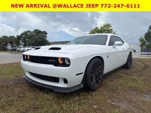 Used 2023 Dodge Challenger SRT Hellcat RWD image 6
