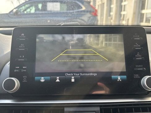 Used 2022 Honda Accord Sport image 18