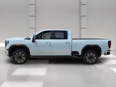 New 2026 GMC Sierra 2500 Denali Ultimate AWD/4WD image 2