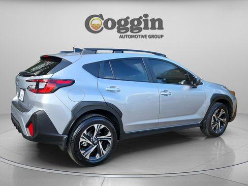 Used 2024 Subaru Crosstrek 2.0i Premium image 5