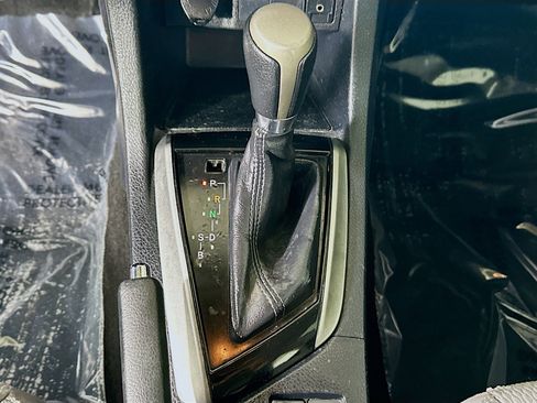 Used 2016 Toyota Corolla LE FWD image 20