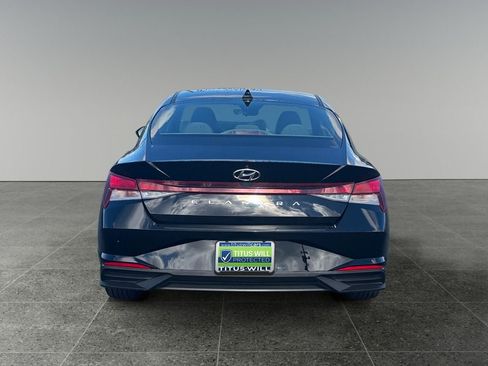 Used 2021 Hyundai Elantra SEL w/ Cargo Package FWD image 7