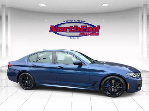 Used 2022 BMW 540i xDrive w/ M Sport Package AWD/4WD image 2