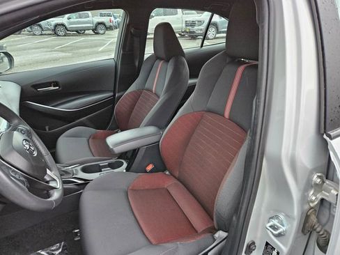 Used 2024 Toyota Corolla SE image 6