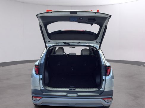 Used 2025 Hyundai Tucson SEL FWD image 9