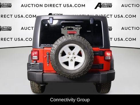 Used 2018 Jeep Wrangler Unlimited Sport S AWD/4WD image 3