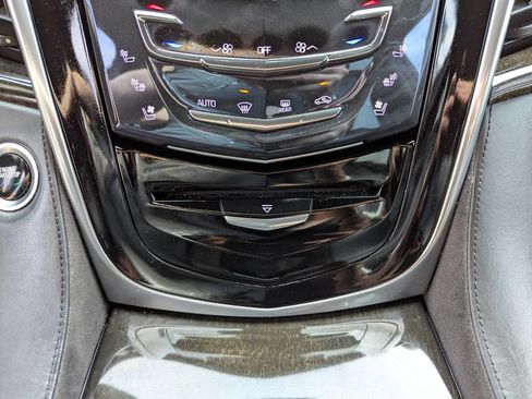 Used 2020 Cadillac Escalade Platinum AWD/4WD image 26