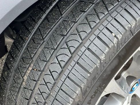 Certified 2025 BMW X5 xDrive50e w/ Climate Comfort Package image 11