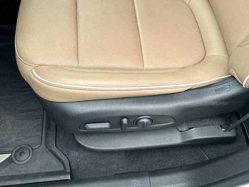 Used 2023 Chevrolet Traverse Premier w/ LPO, Floor Liner Package FWD image 9