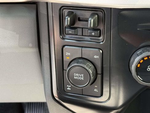 New 2026 Ford F350 XL w/ FX4 Off-Road Package AWD/4WD image 17