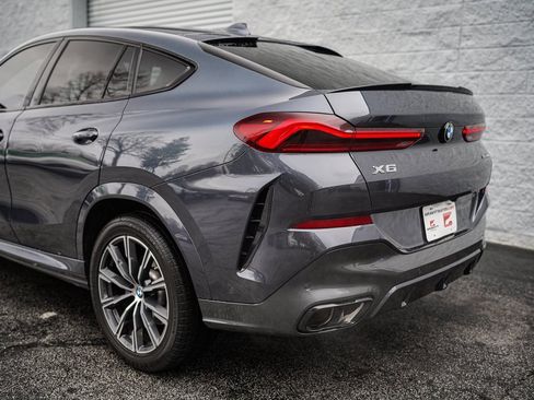 Used 2022 BMW X6 xDrive40i w/ M Sport Package image 12