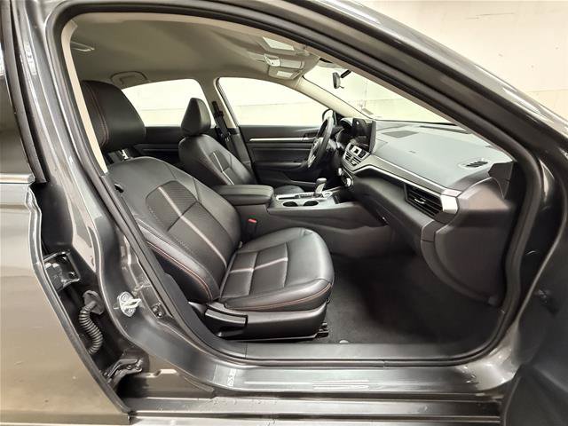 Used 2026 Nissan Altima 2.5 SR FWD image 32
