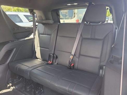 Used 2022 Chevrolet Tahoe RST w/ Luxury Package RWD image 13