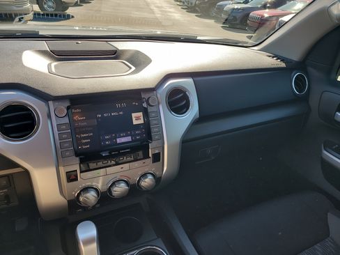 Used 2020 Toyota Tundra SR5 image 20