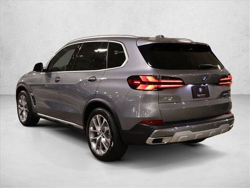 New 2026 BMW X5 xDrive50e AWD/4WD image 8