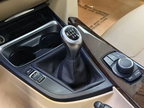 Used 2015 BMW 328i Sedan RWD image 19