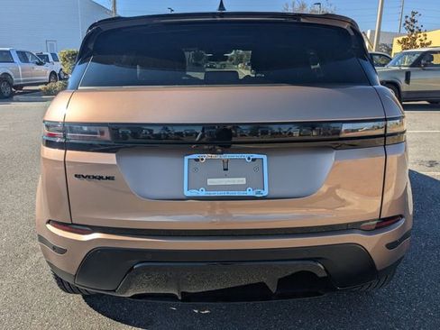 Used 2026 Land Rover Range Rover Evoque S image 5