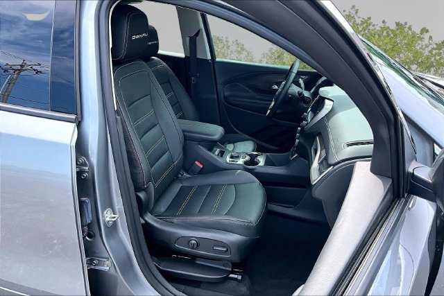 Used 2023 GMC Terrain Denali AWD/4WD image 7