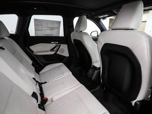 New 2026 BMW X1 xDrive28i w/ Technology Package AWD/4WD image 26