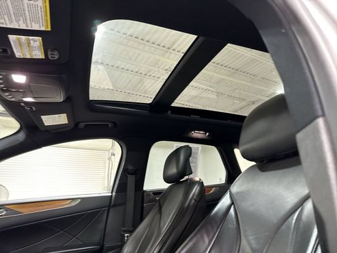 Used 2019 Lincoln MKC Reserve w/ MKC Technology Package FWD image 20