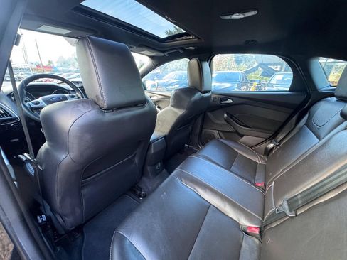 Used 2014 Ford Focus ST w/ Equipment Group 202A FWD image 9