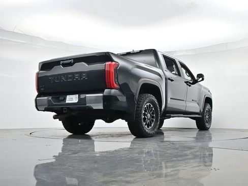 Used 2022 Toyota Tundra SR5 w/ TRD Off-Road Package AWD/4WD image 34