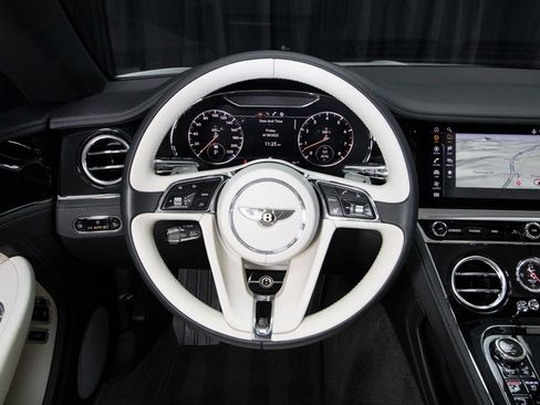 Used 2020 Bentley Continental GT V8 First Edition image 24