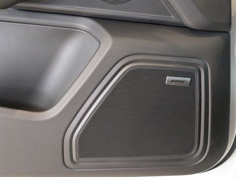 Used 2025 Porsche Macan image 14