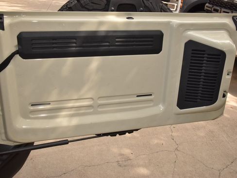 Certified 2025 Ford Bronco Badlands AWD/4WD image 46