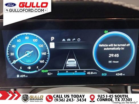 Used 2025 Hyundai Elantra SEL image 23