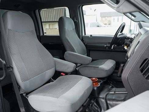 Used 2015 Ford F650 2WD Crew Cab Super Duty image 48