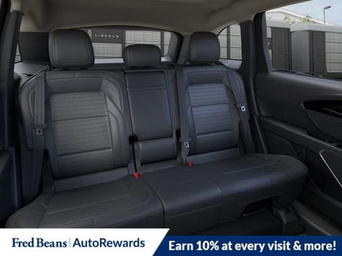 New 2026 Lincoln Nautilus Reserve AWD/4WD image 12