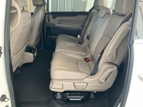 Certified 2018 Honda Odyssey Elite image 18