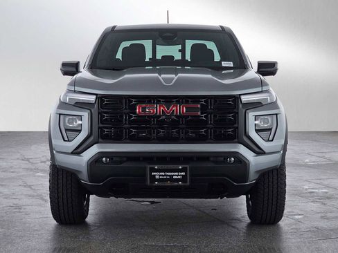New 2026 GMC Canyon Elevation w/ Convenience Package image 8