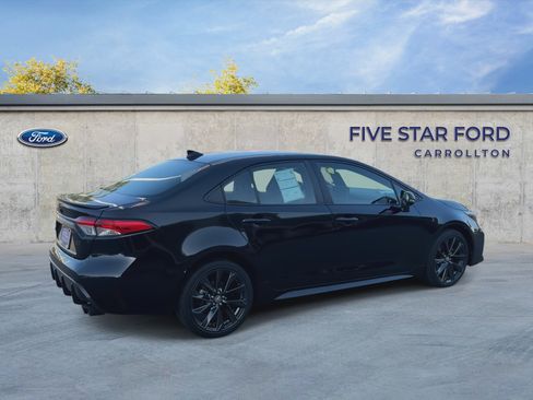Used 2024 Toyota Corolla SE FWD image 8